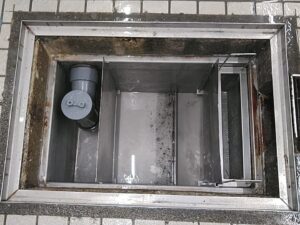 グリストラップ清掃2＿株式会社ビルカン